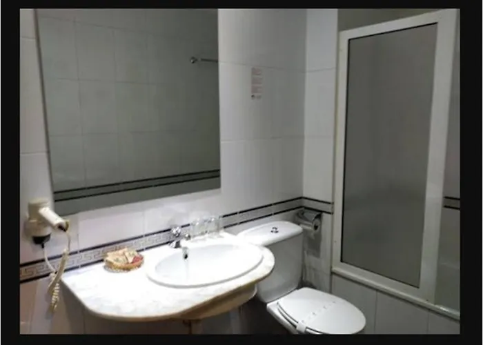 Fuente La Plata - La Eria Hotel Oviedo