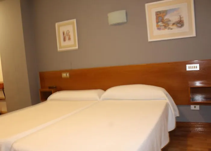 Fuente La Plata - La Eria 2* Oviedo